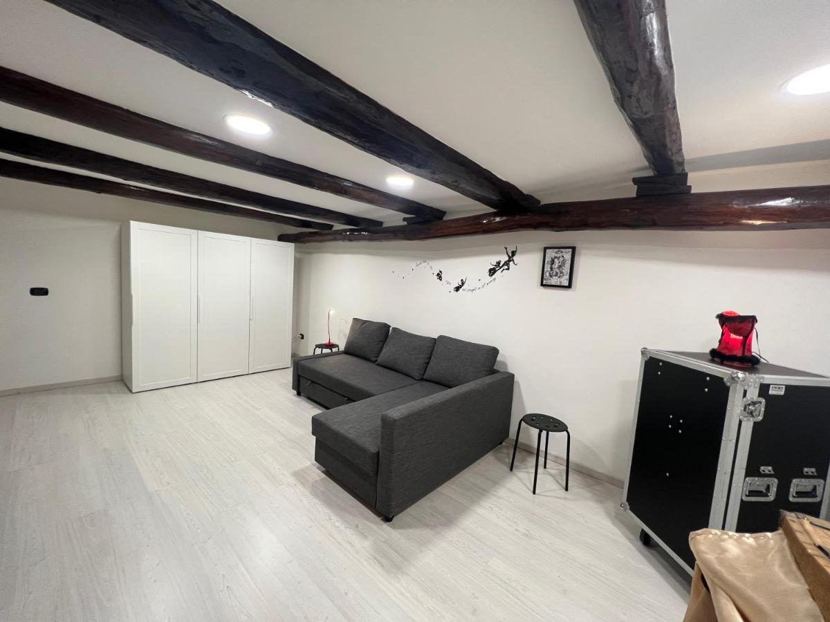 La Casa Di Marty Apartment Naples Exterior photo